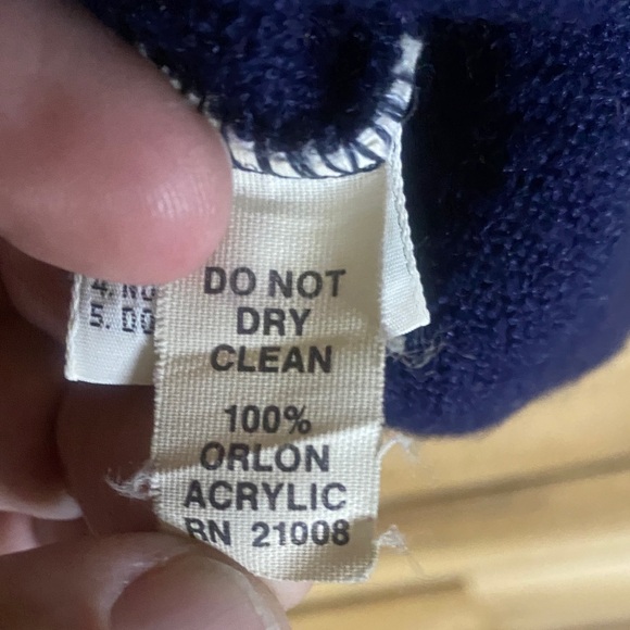 Vintage Izod Lacoste Deep Blue V-Neck pullover sweater size medium alligator - Picture 4 of 5